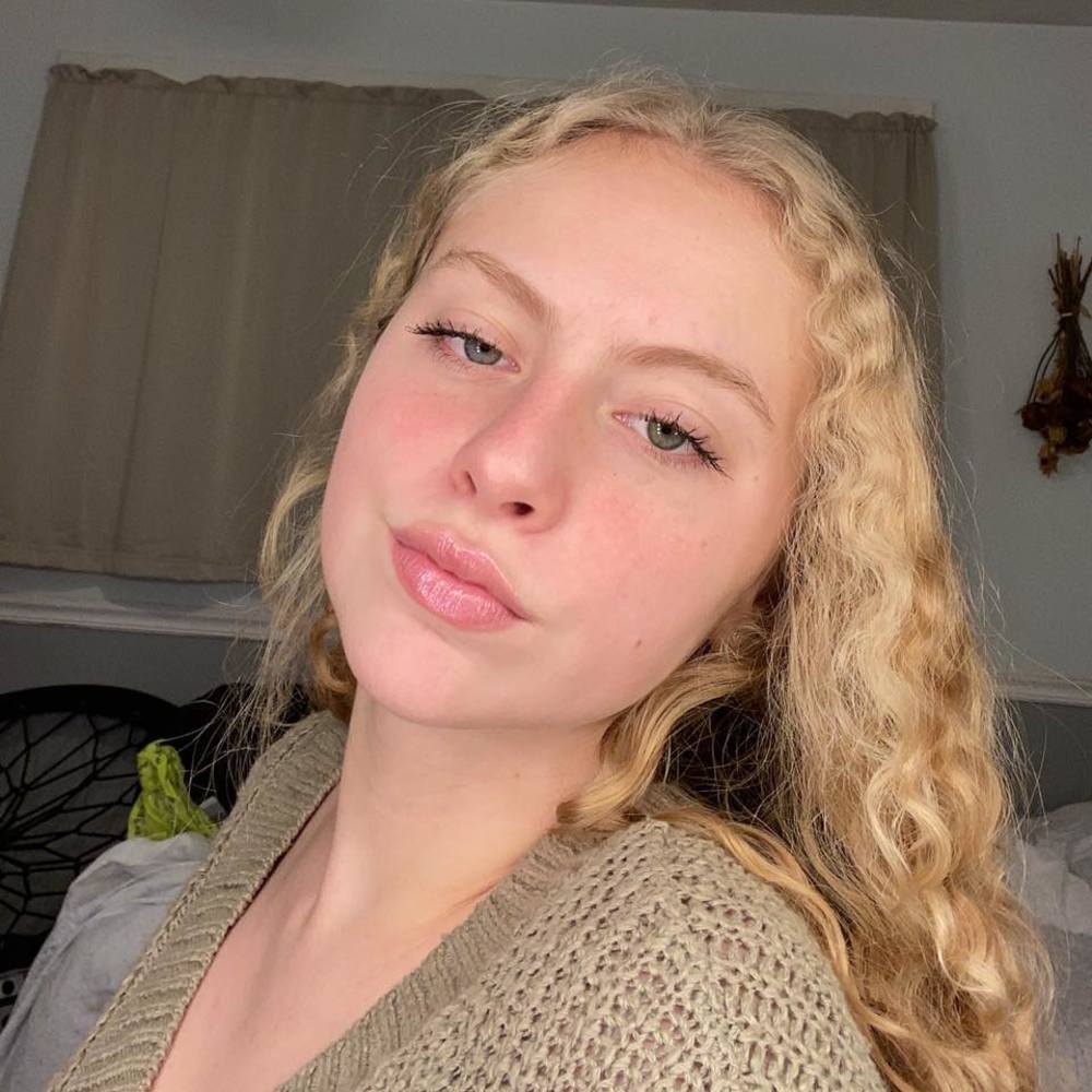 Meet your Posher, Ariel